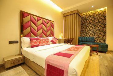 hotelgolenlotus